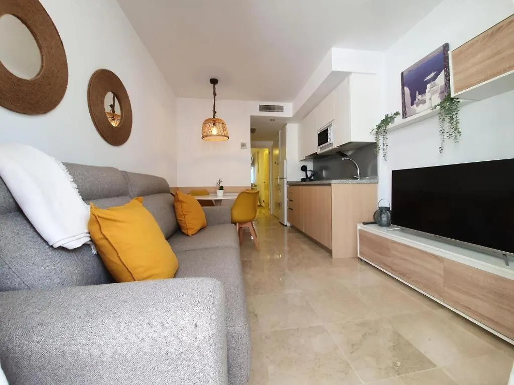 Apartamento Con Parking Con Piscina Junto A La Playa Benalmadena
